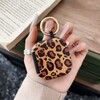 Trolsk Leopard Fodral (AirPods 4)