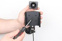 Brodit Aktiv holder med USB-kabel og sigaadapter 721380