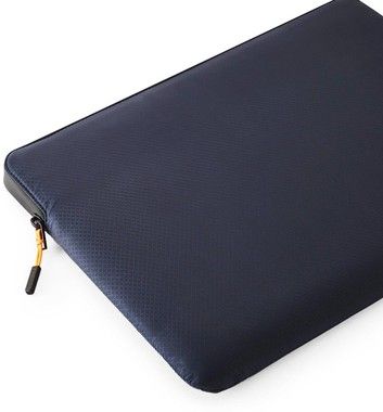 Pipetto Ultra Lite Ripstop MacBook Sleeve (13\")
