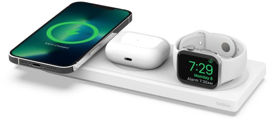 Belkin Boost Charge Pro 3-i-1 trådløs ladepute med MagSafe - År